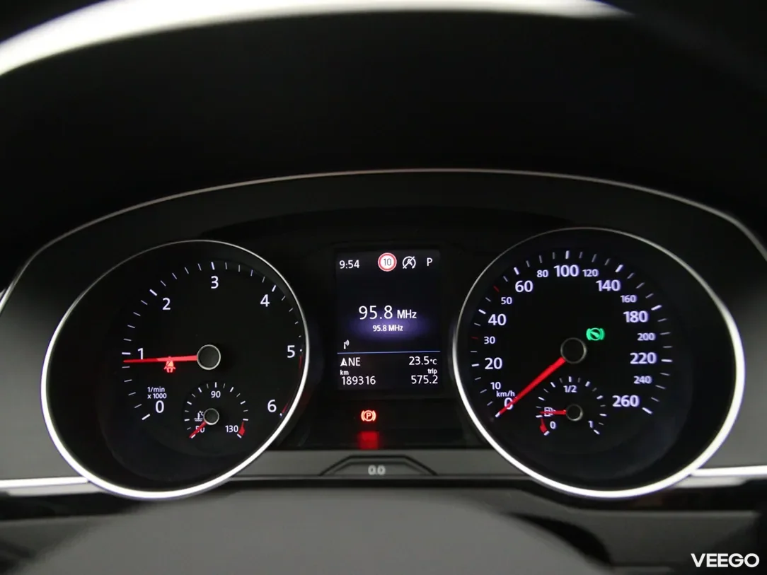 Volkswagen Passat 2 110kW