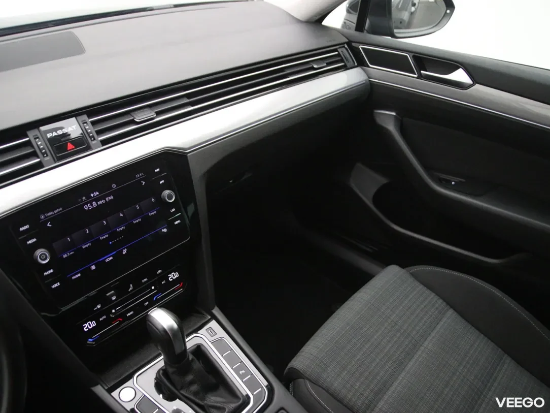Volkswagen Passat 2 110kW