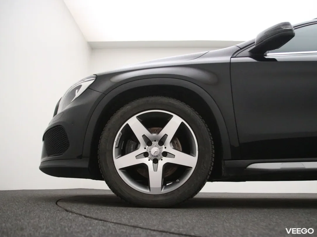 Mercedes-Benz GLA220 2.1 130kW