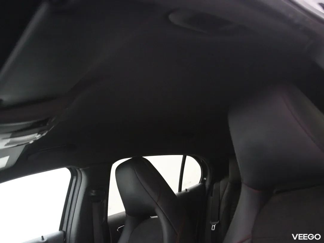 Mercedes-Benz GLA220 2.1 130kW