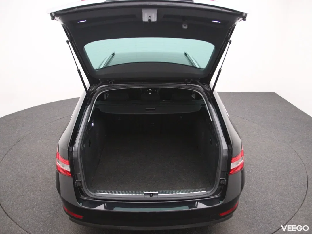 Skoda Superb 1.4 160kW