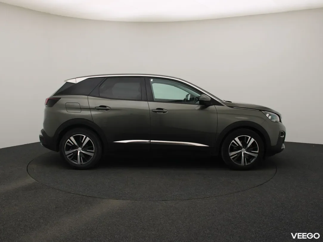 Peugeot 3008 1.2 96kW
