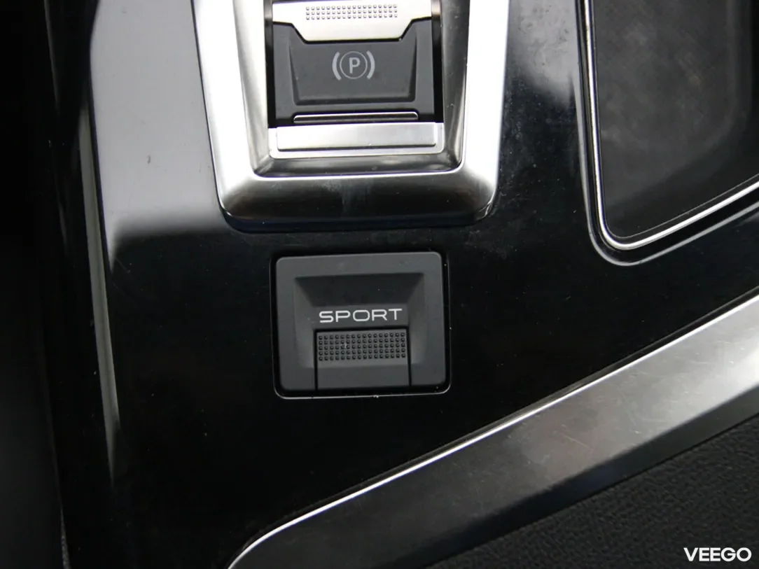 Peugeot 3008 1.2 96kW