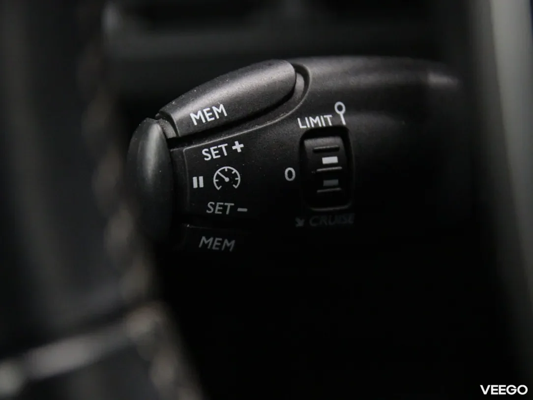 Peugeot 3008 1.2 96kW