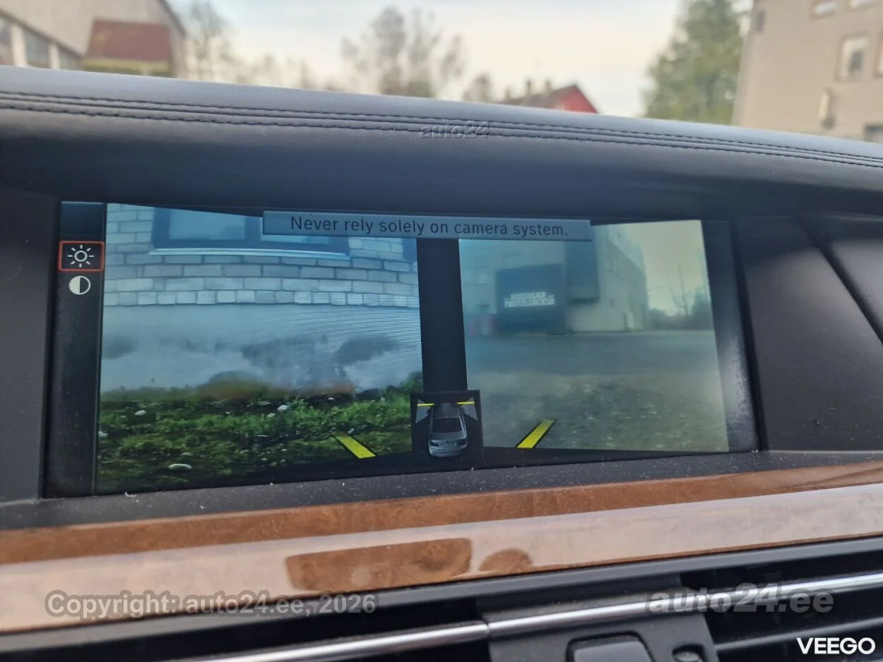 BMW 750 4.4 300kW