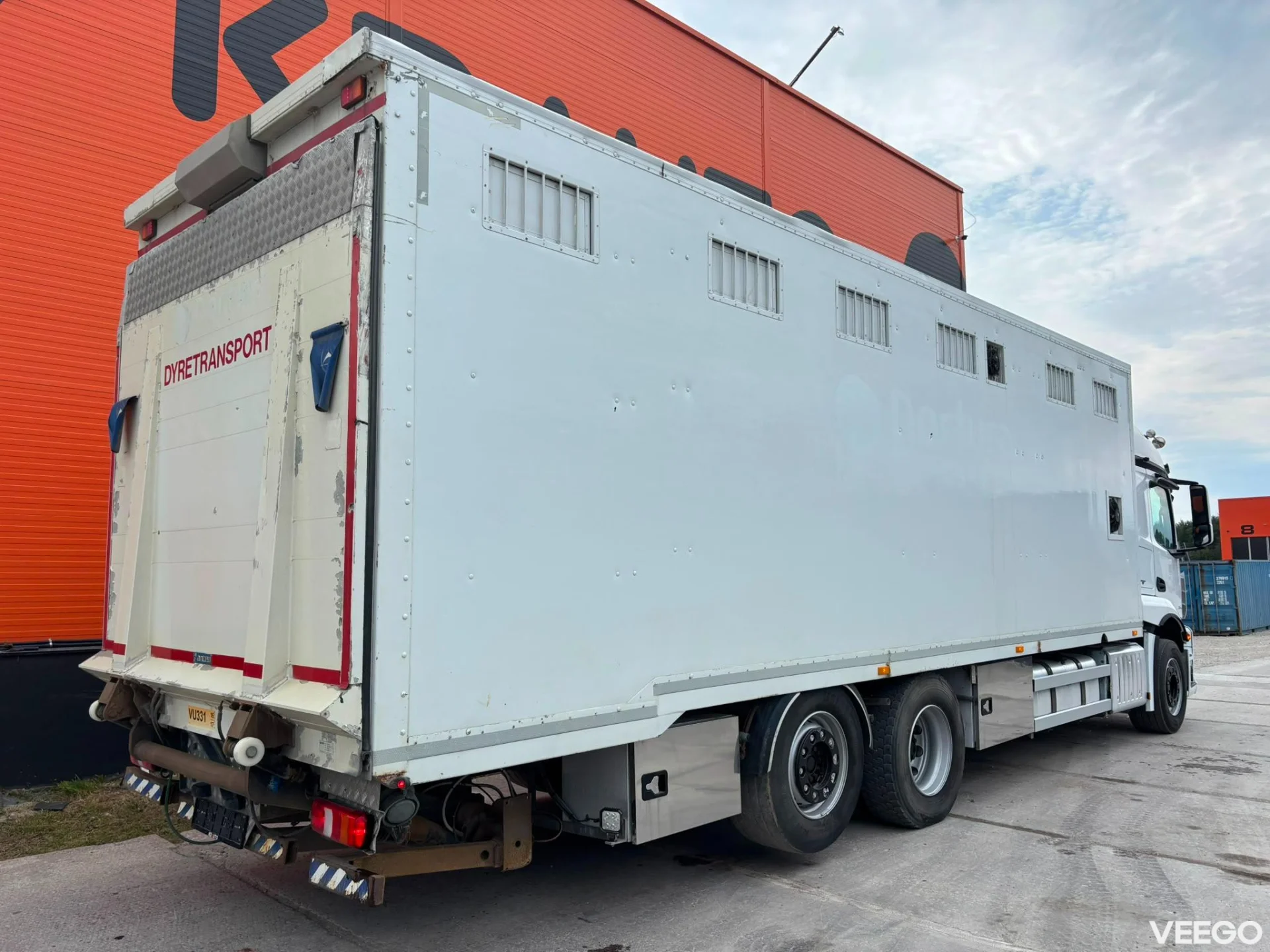 Mercedes-Benz Actros BOX L=8338 mm 460kW
