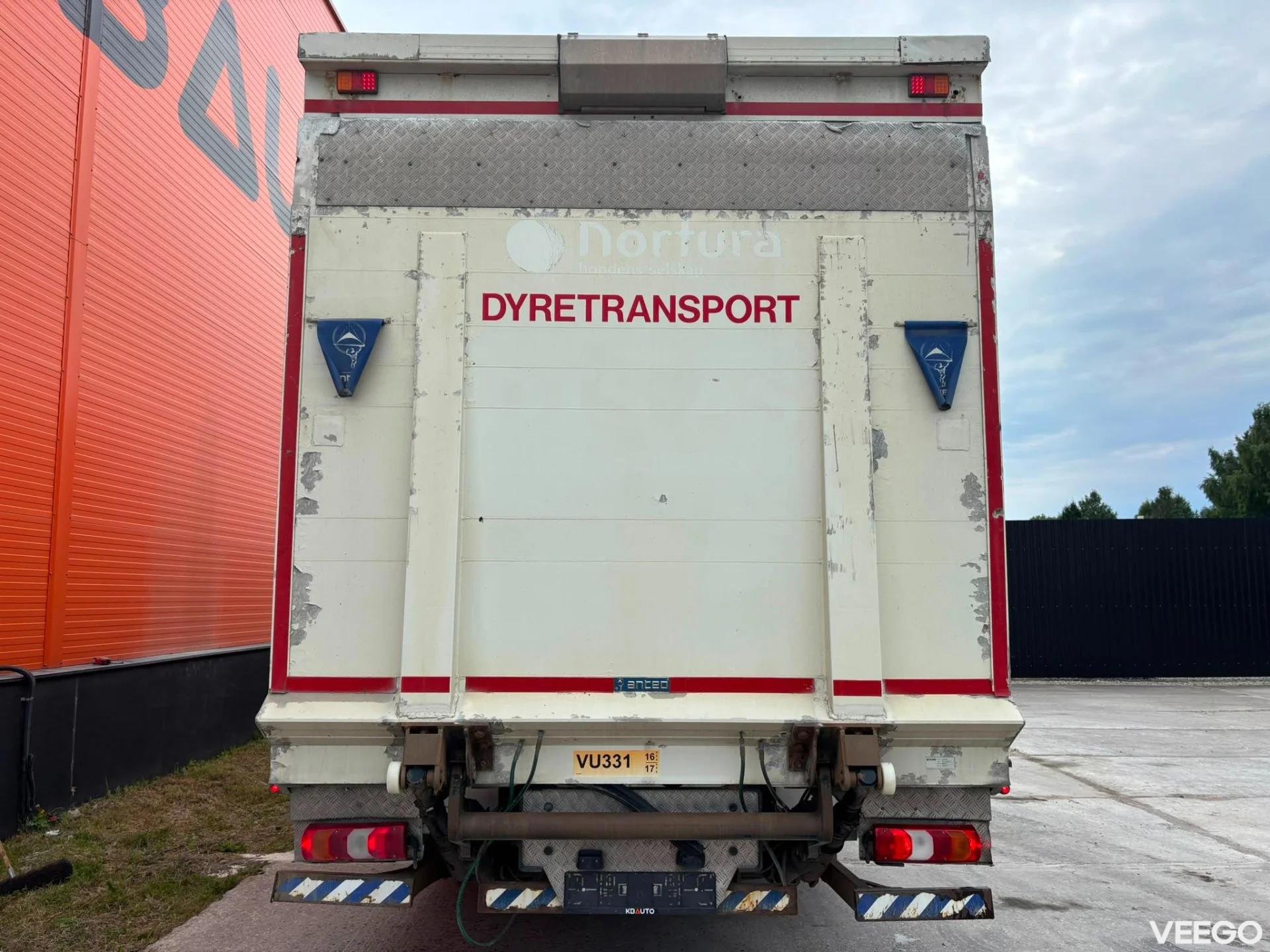 Mercedes-Benz Actros BOX L=8338 mm 460kW