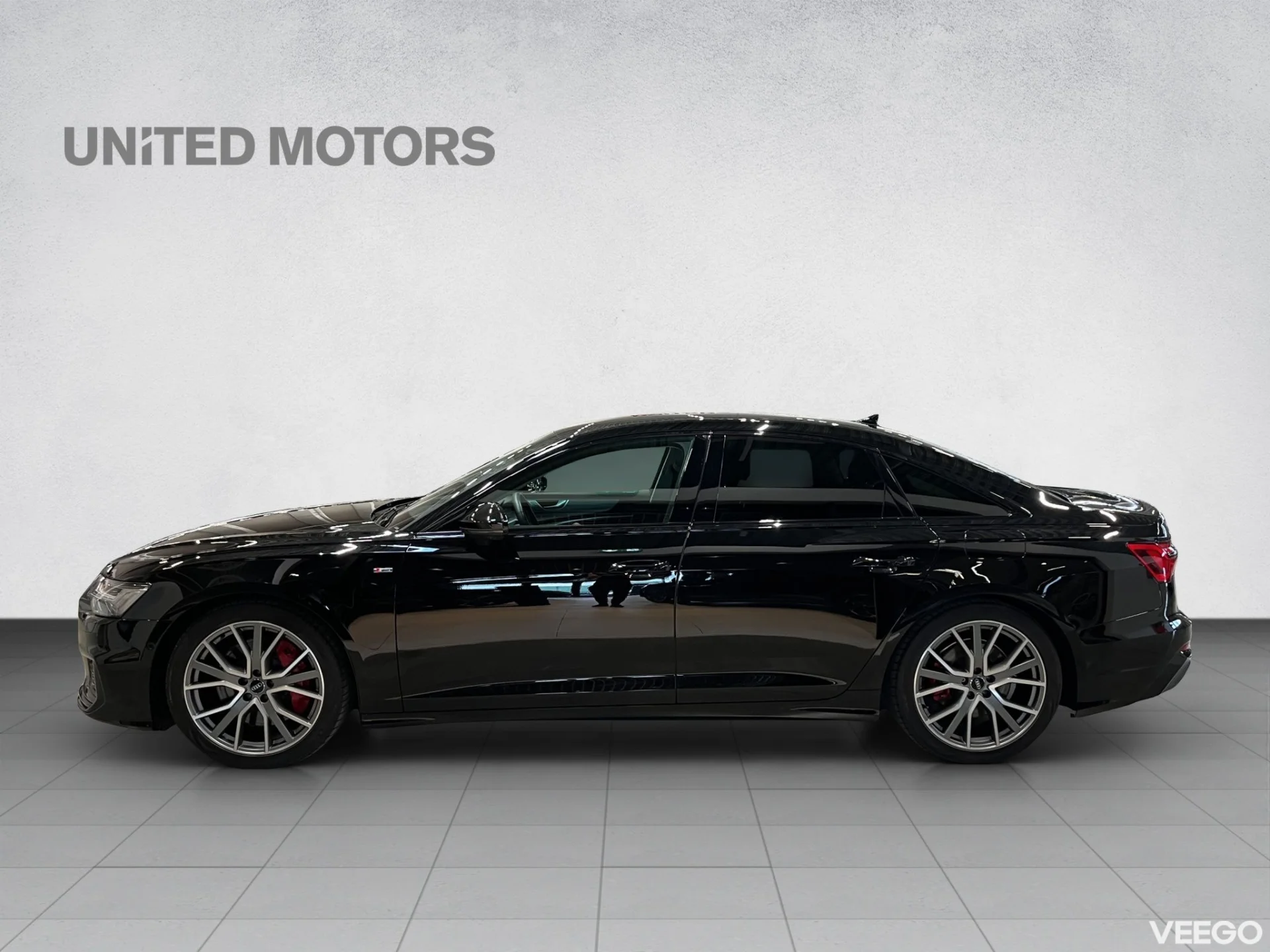 Audi A6 55 TFSI e S-Line Quattro 270kW