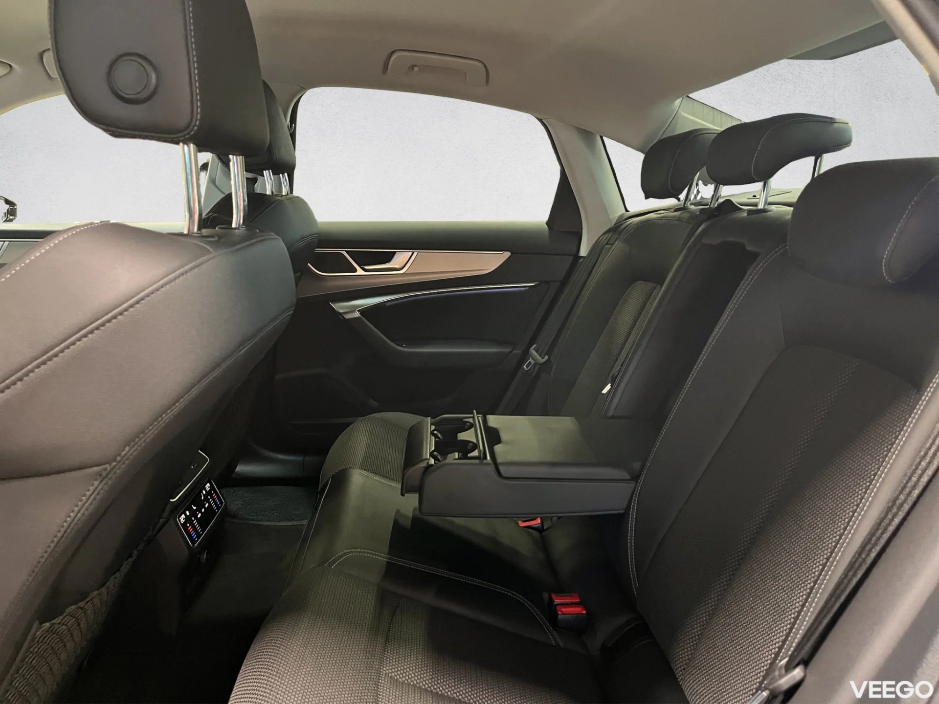 Audi A6 55 TFSI e S-Line Quattro 270kW