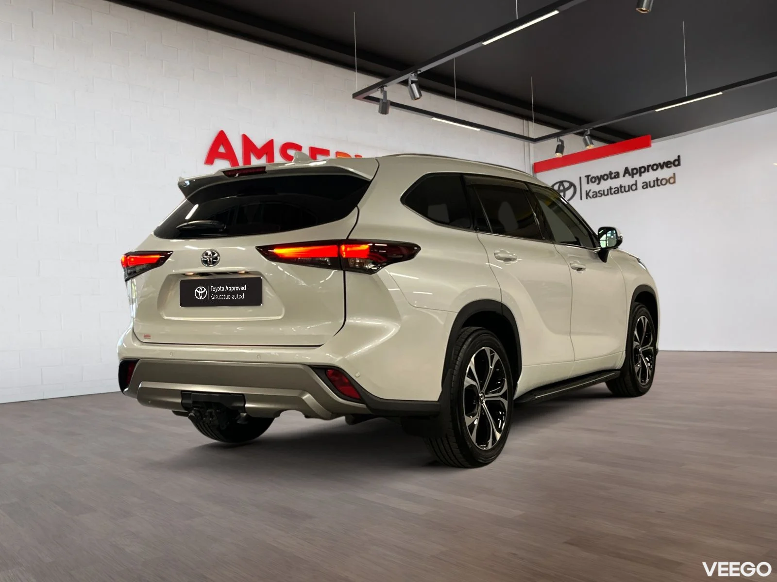 Toyota Highlander Premium AWD 2.5 140kW