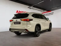 Toyota Highlander Premium AWD 2.5 140kW thumbnail