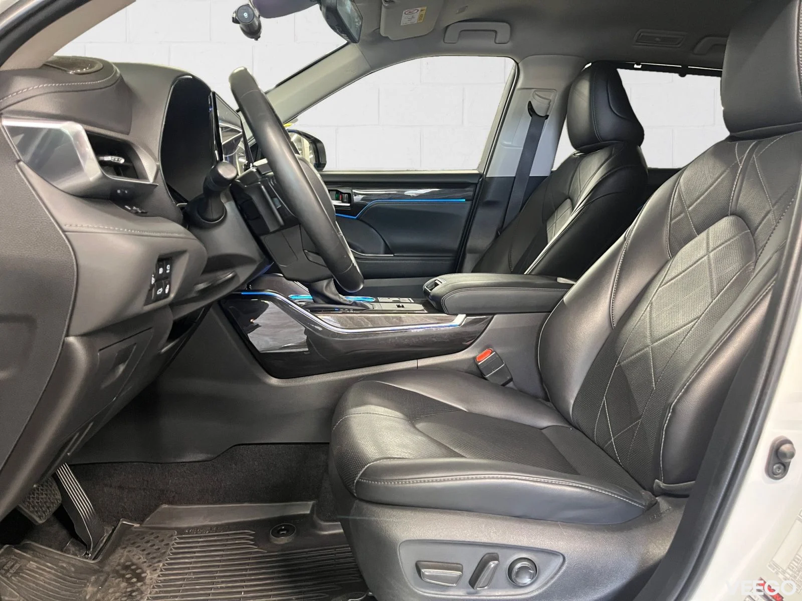 Toyota Highlander Premium AWD 2.5 140kW