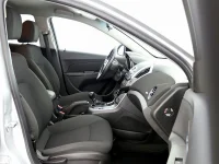 Chevrolet Cruze 1.6 91kW thumbnail
