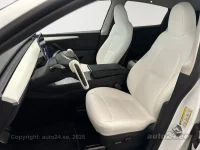 Tesla Model Y Long Range Dual Motor AWD 378kW thumbnail