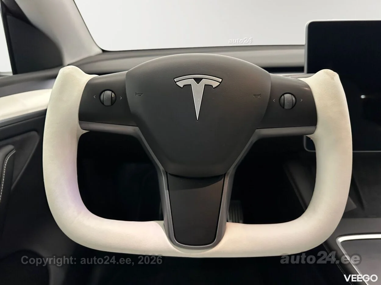 Tesla Model Y Long Range Dual Motor AWD 378kW