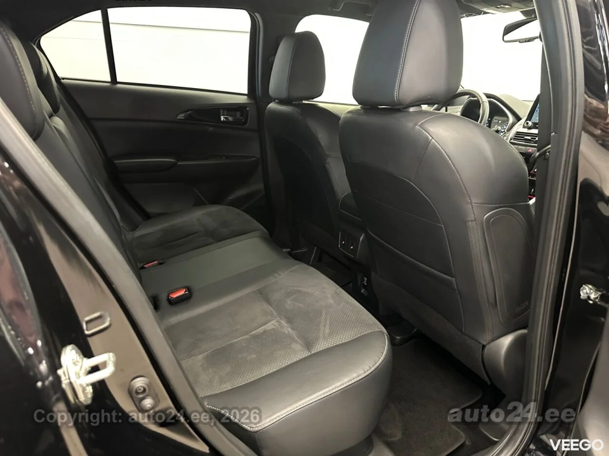 Mitsubishi Eclipse Cross PHEV 4WD 2.4 138kW