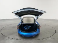 Tesla Model 3 Performance Dual Motor AWD 155kW thumbnail