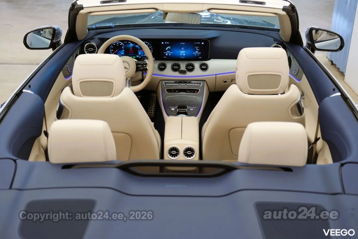 Mercedes-Benz E200 AMG 4matic Cabrio 2 145kW