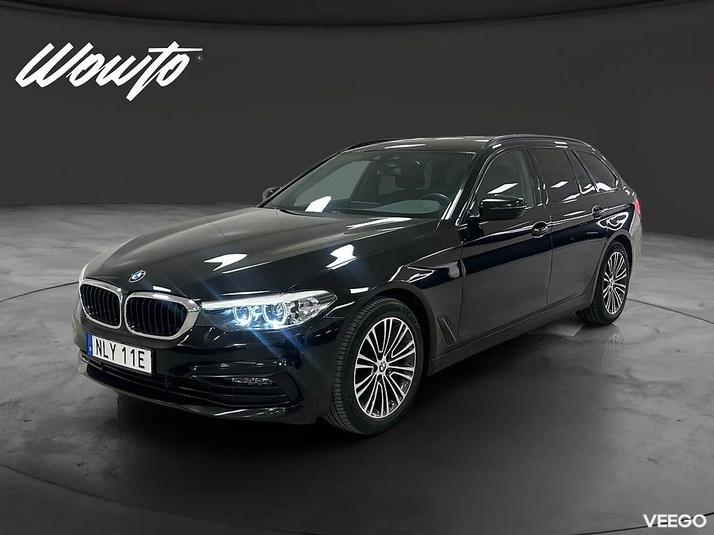 BMW 520 d xDrive 190HK Touring / Sport Line / Navi / Värmare 0kW