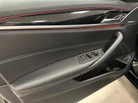 BMW 520 d xDrive 190HK Touring / Sport Line / Navi / Värmare 0kW thumbnail