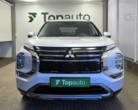 Mitsubishi Outlander 2.4 225kW thumbnail