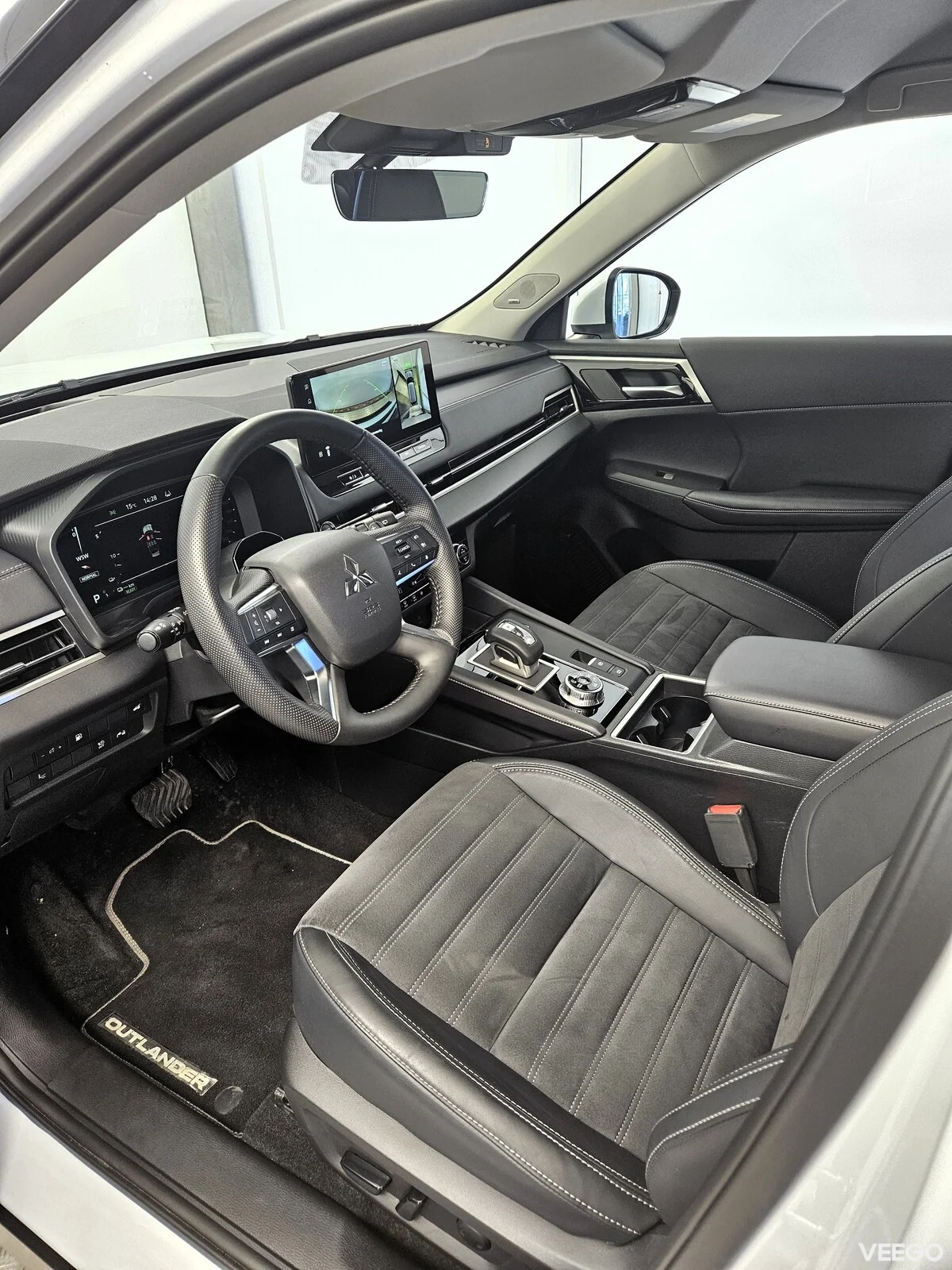 Mitsubishi Outlander 2.4 225kW