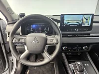 Mitsubishi Outlander 2.4 225kW thumbnail