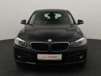 BMW 320 2 135kW thumbnail