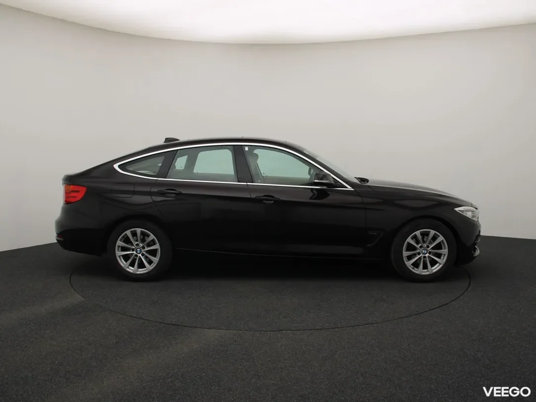 BMW 320 2 135kW