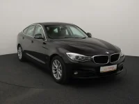 BMW 320 2 135kW thumbnail
