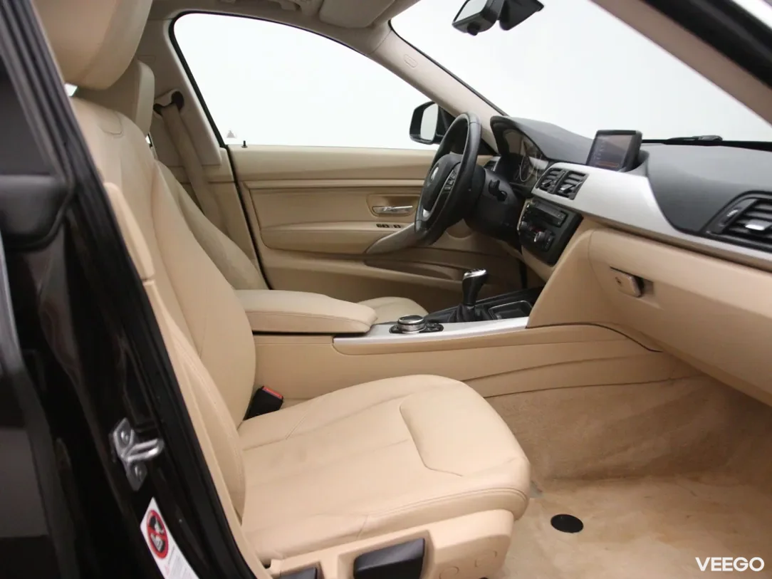 BMW 320 2 135kW
