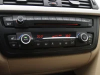 BMW 320 2 135kW thumbnail