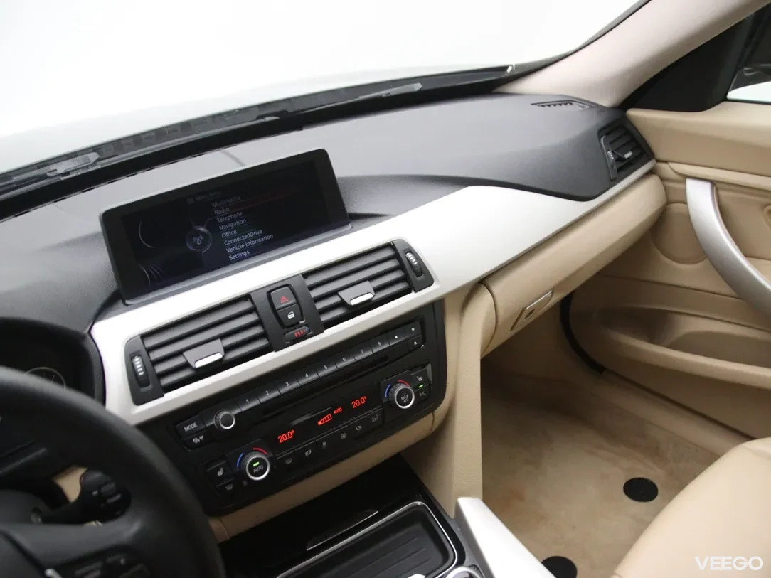 BMW 320 2 135kW