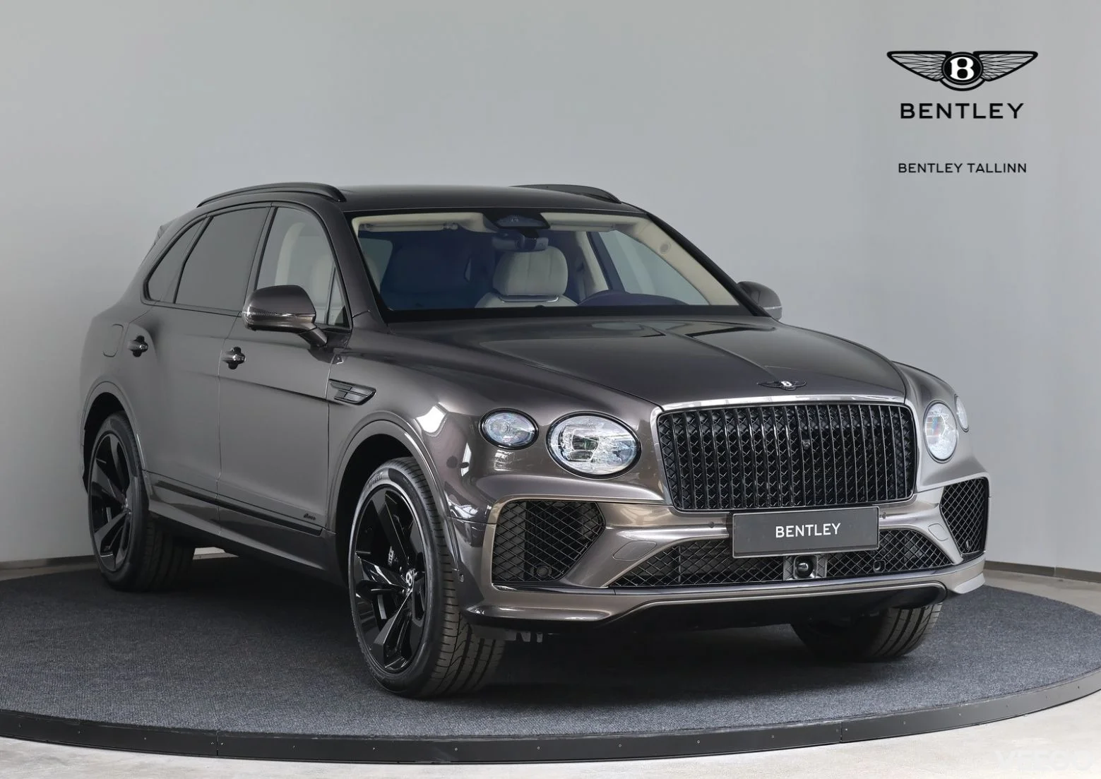 Bentley Azure Azure V8 4 404kW