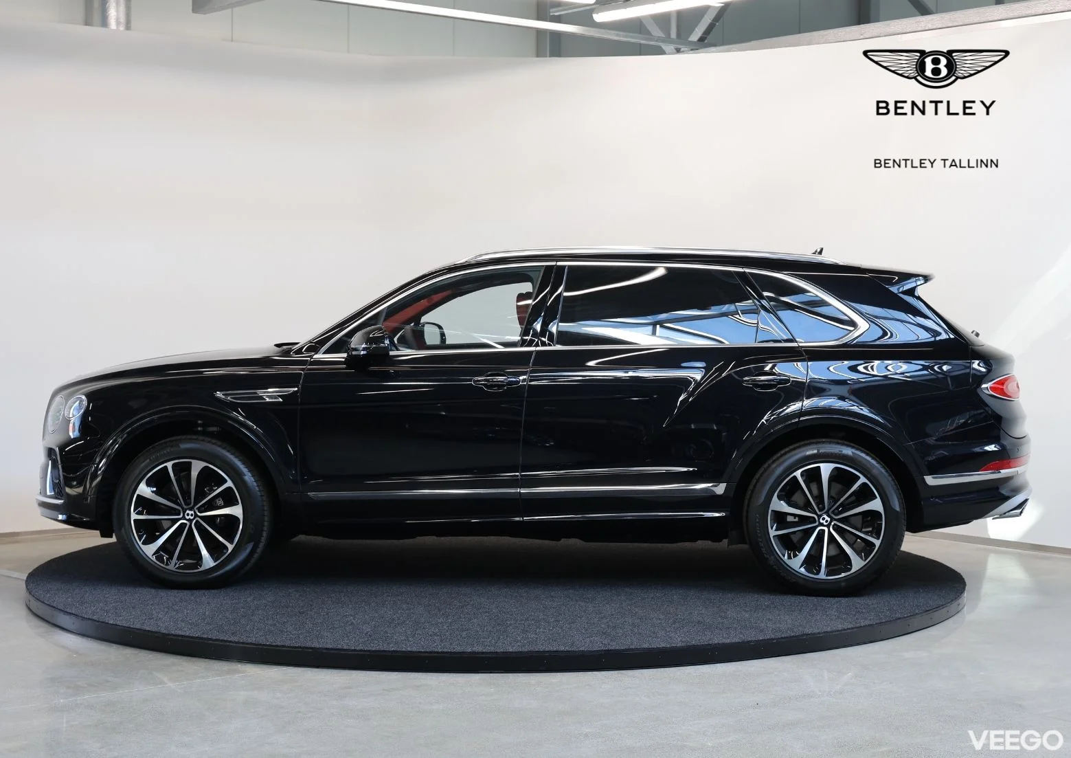 Bentley Bentayga EWB 4 404kW