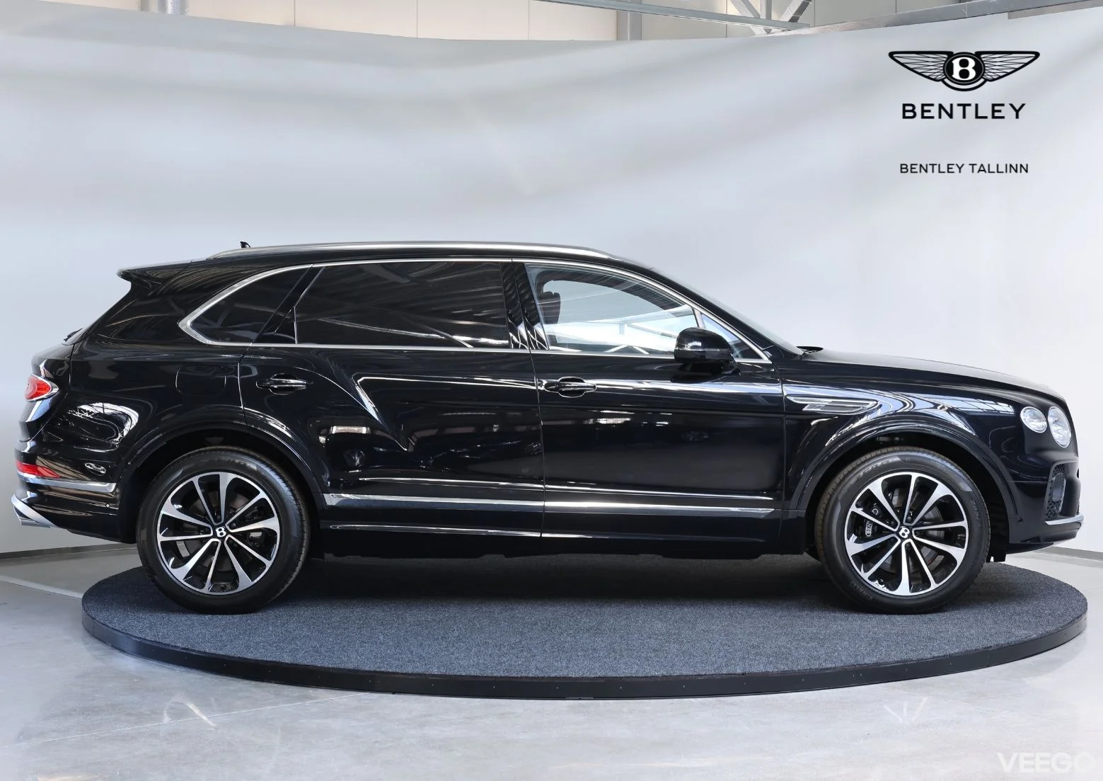 Bentley Bentayga EWB 4 404kW
