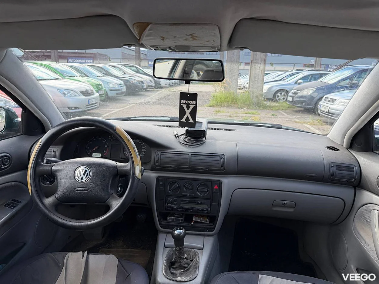 Volkswagen Passat 1.6 74kW