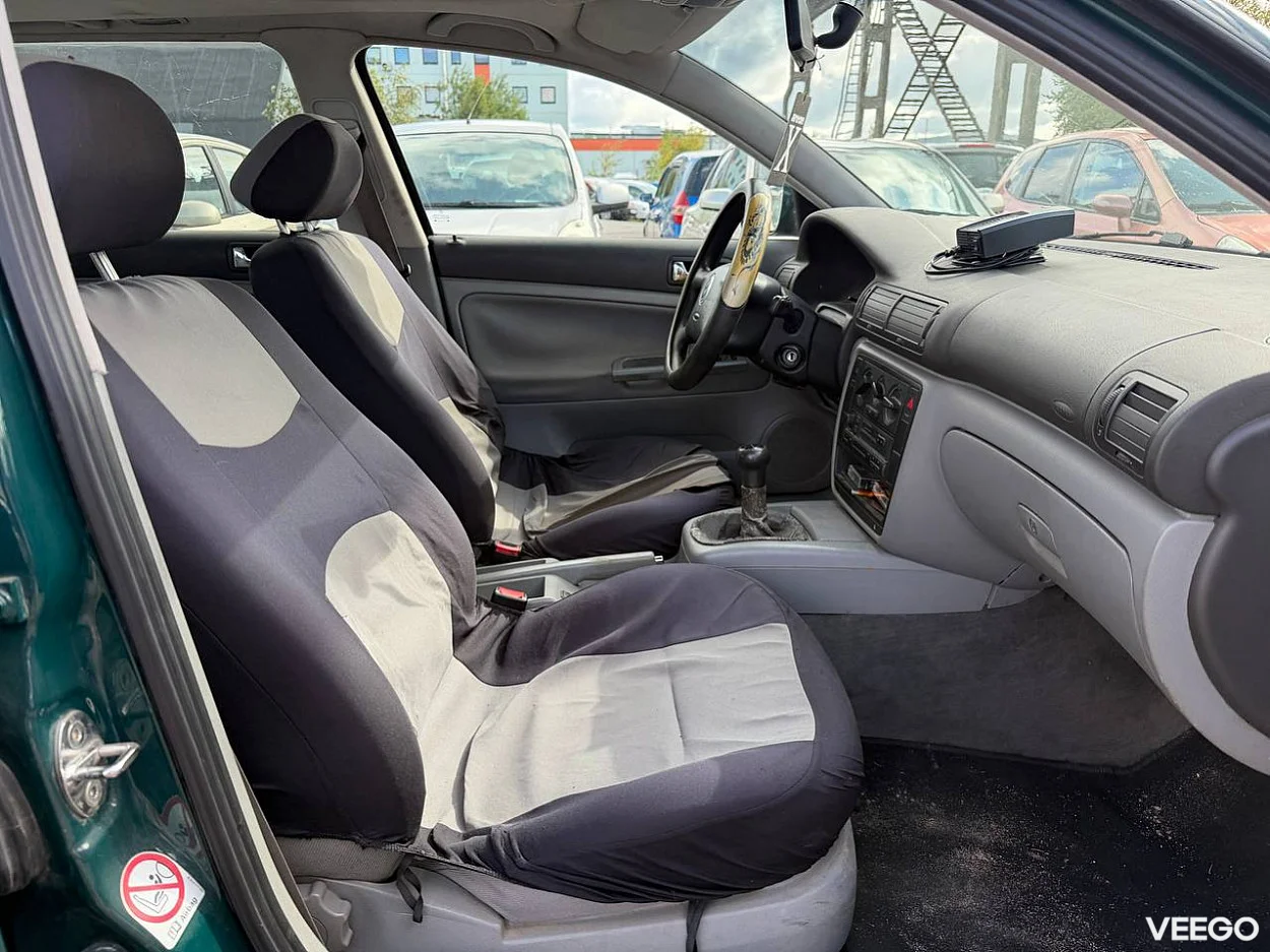 Volkswagen Passat 1.6 74kW