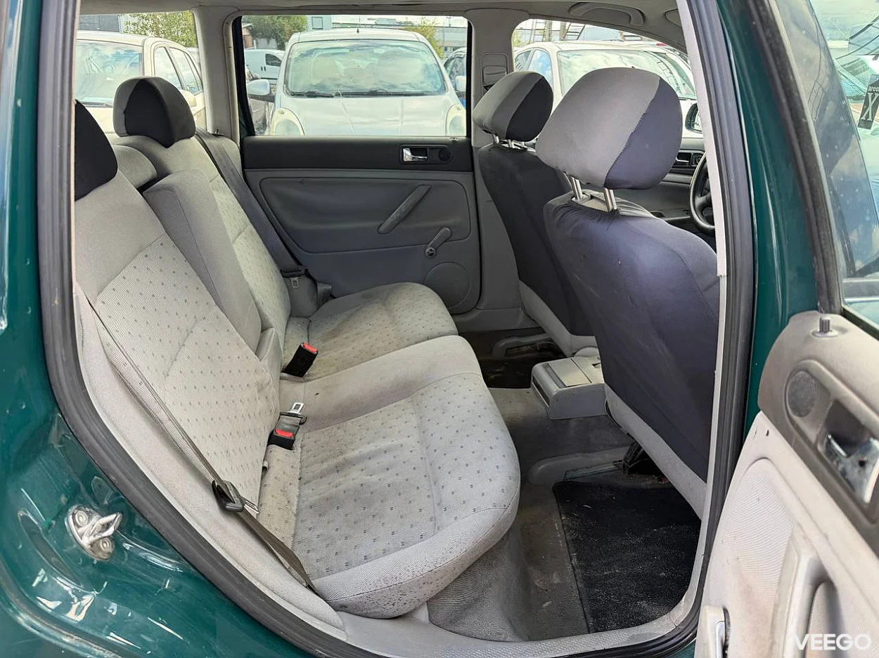 Volkswagen Passat 1.6 74kW