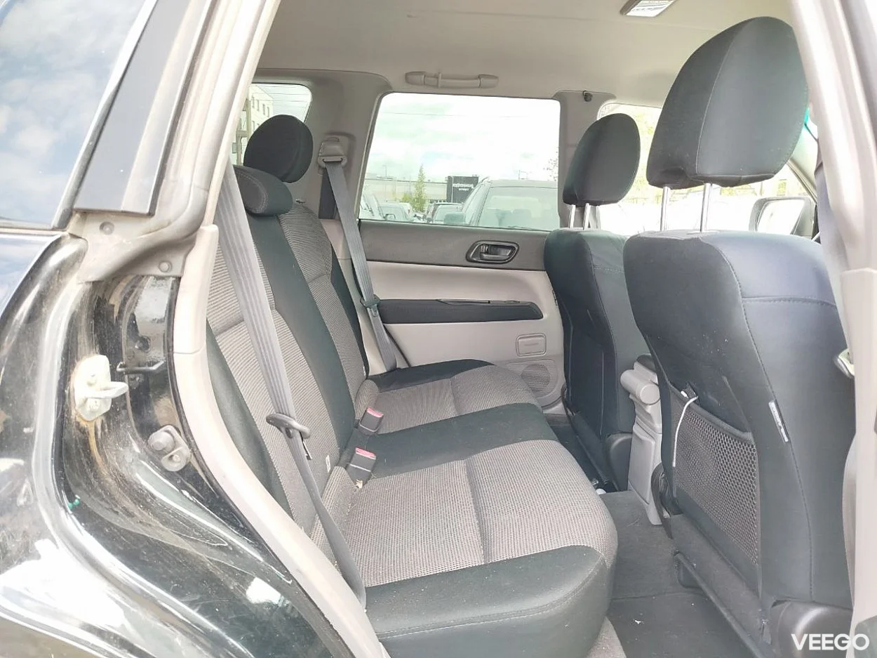 Subaru Forester 2.0 116kW