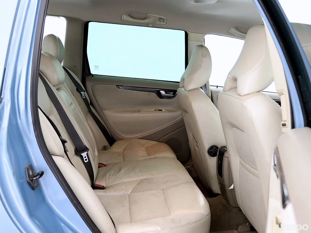 Volvo V70 2.4 104kW
