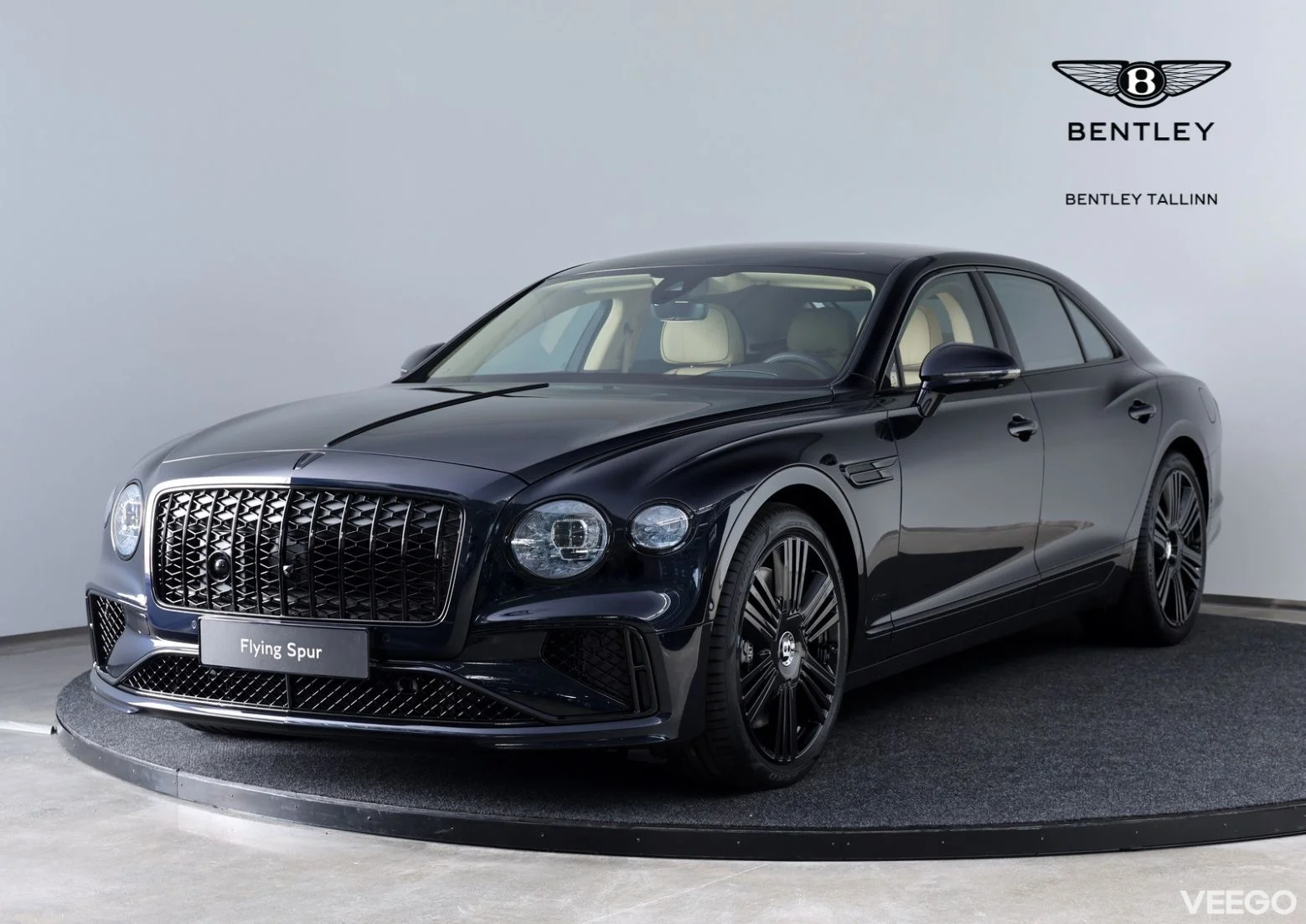 Bentley Flying Spur Azure V8 PHEV 4 500kW