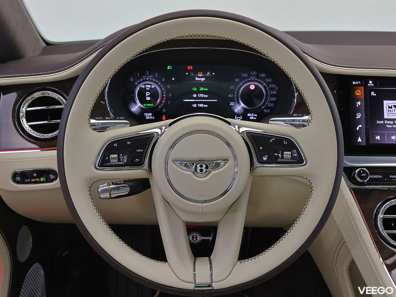 Bentley Continental GT Bentley Azure V8 PHEV 4 500kW
