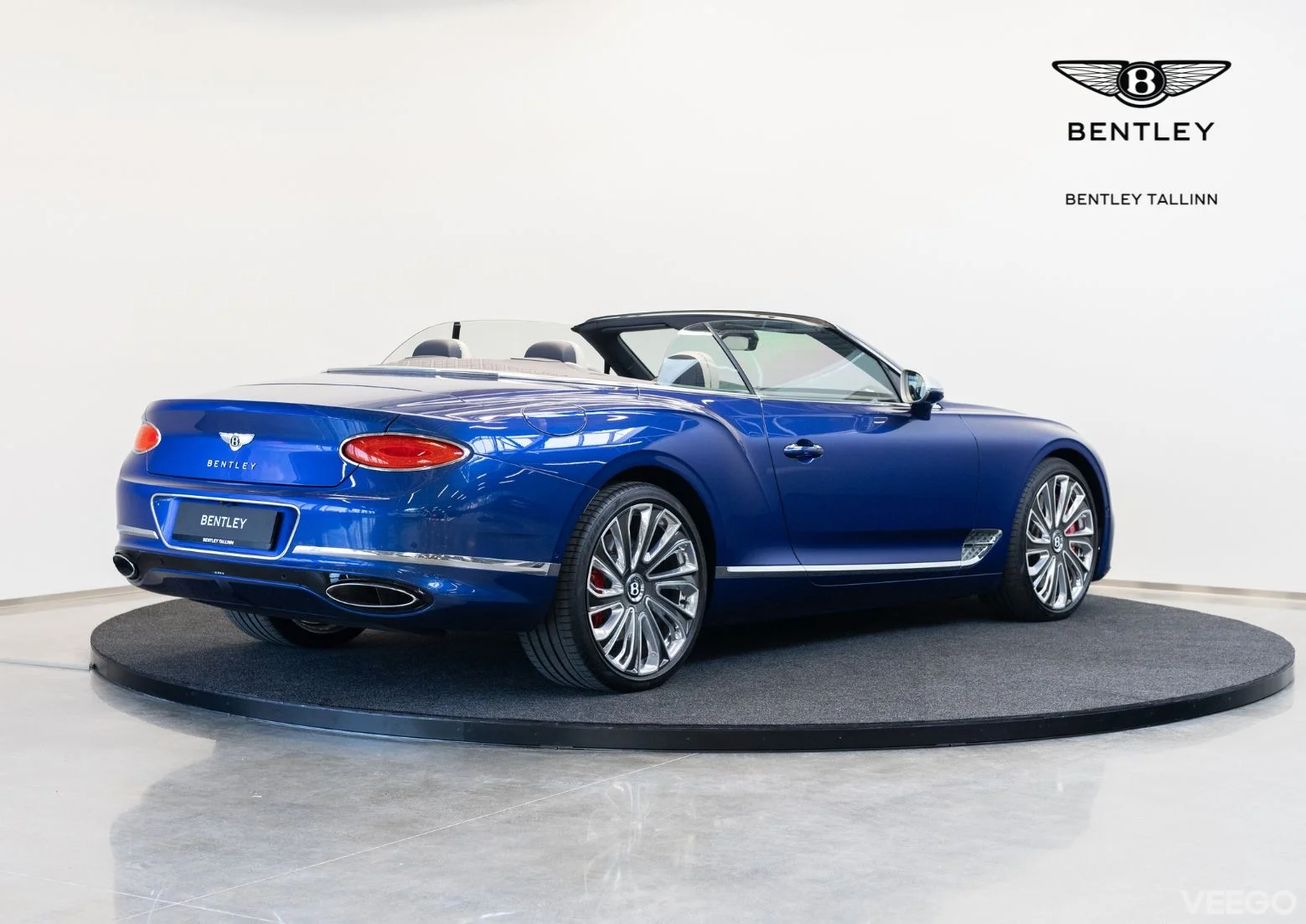 Bentley CONTINENTAL GTC W12 Mulliner 6 485kW