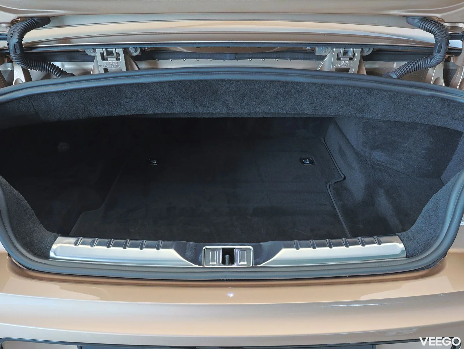 Bentley CONTINENTAL GTC V8 Mulliner 4 404kW