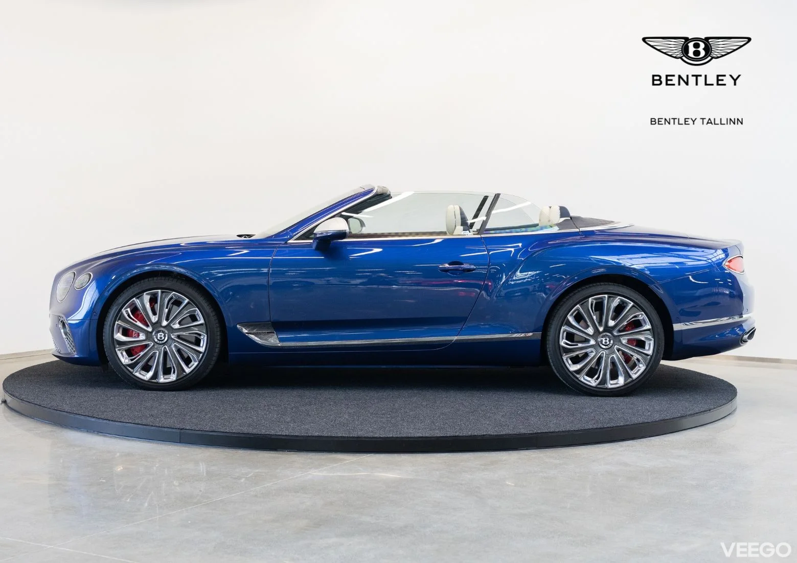 Bentley CONTINENTAL GTC W12 Mulliner 6 485kW