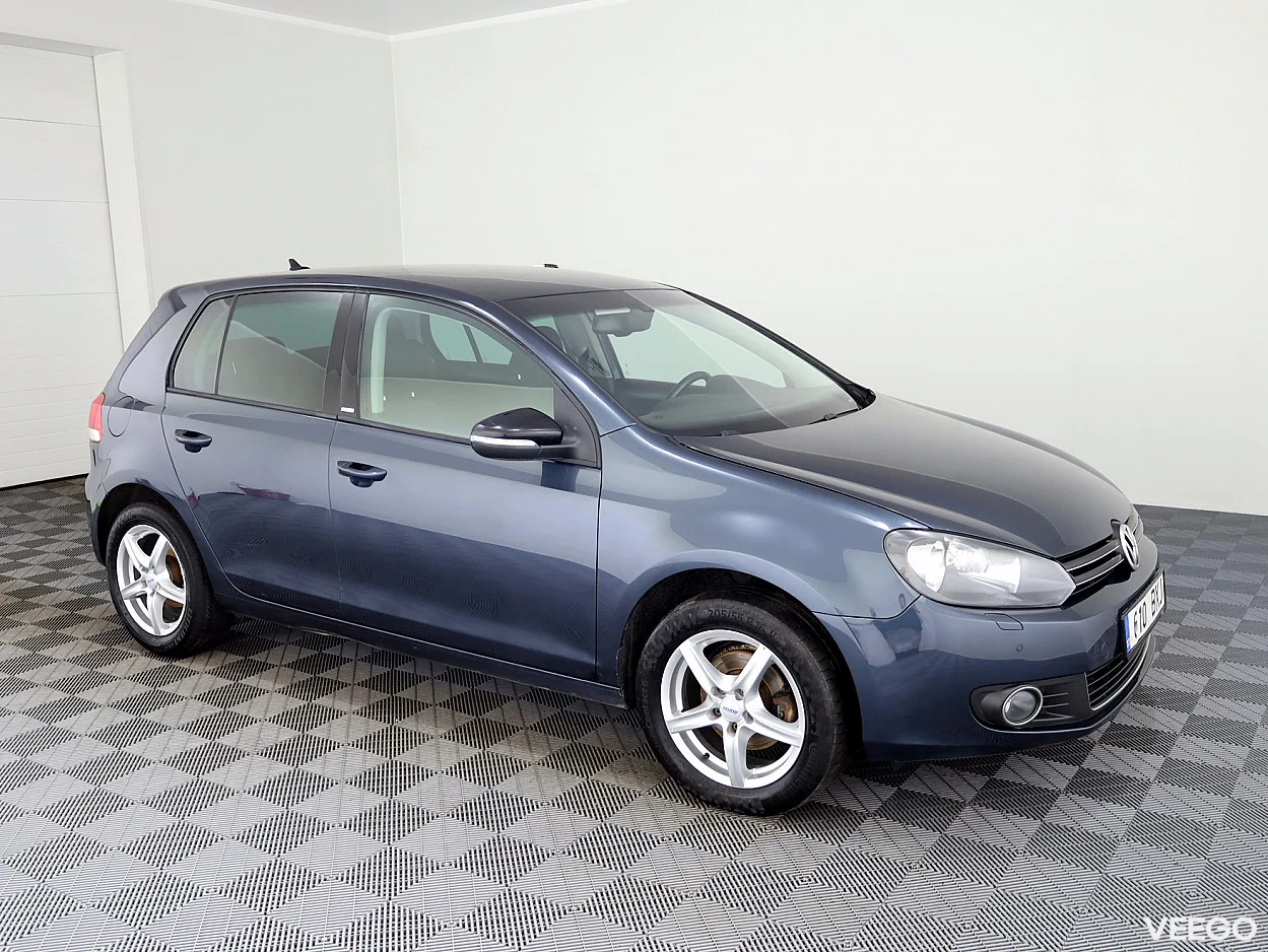 Volkswagen Golf 1.6 77kW