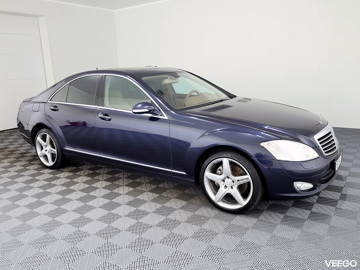 Mercedes-Benz S320 3.0 174kW