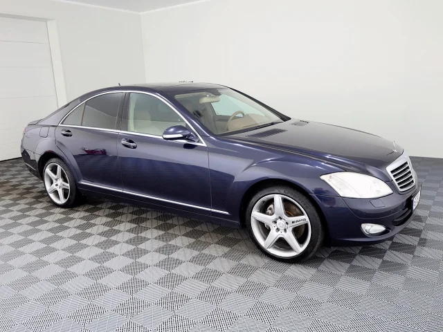 Image of Mercedes-Benz S320 3.0 174kW