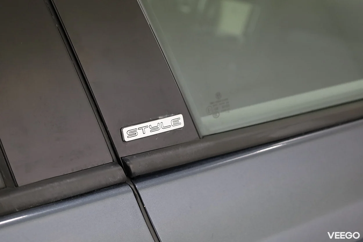 Volkswagen Golf 1.6 77kW